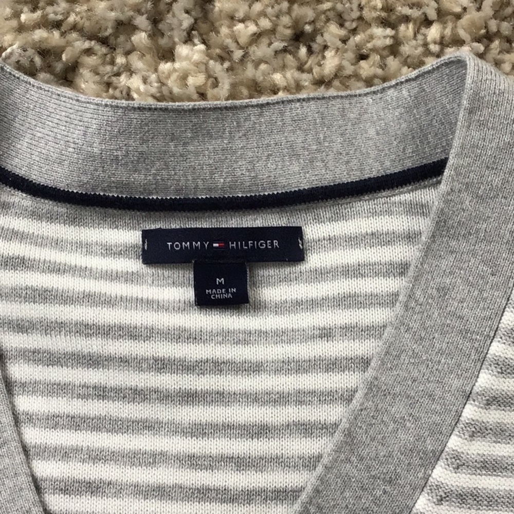 Tommy Hilfiger white & gray striped vneck sweater - Picture 3 of 4